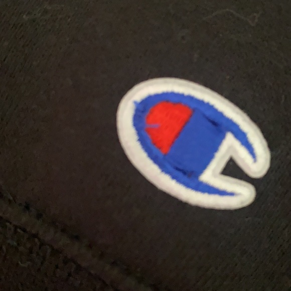 SOLD❌ NWT Champion Pullover - Picture 4 of 4